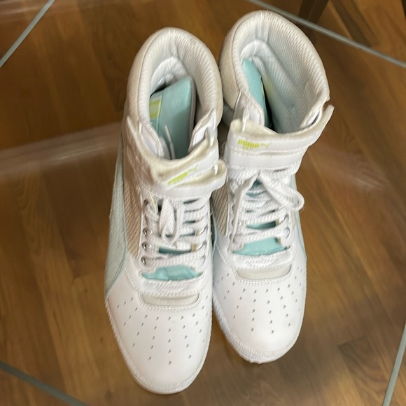 Puma Hi Top Wedge Sneakers. - Picture 2 of 11